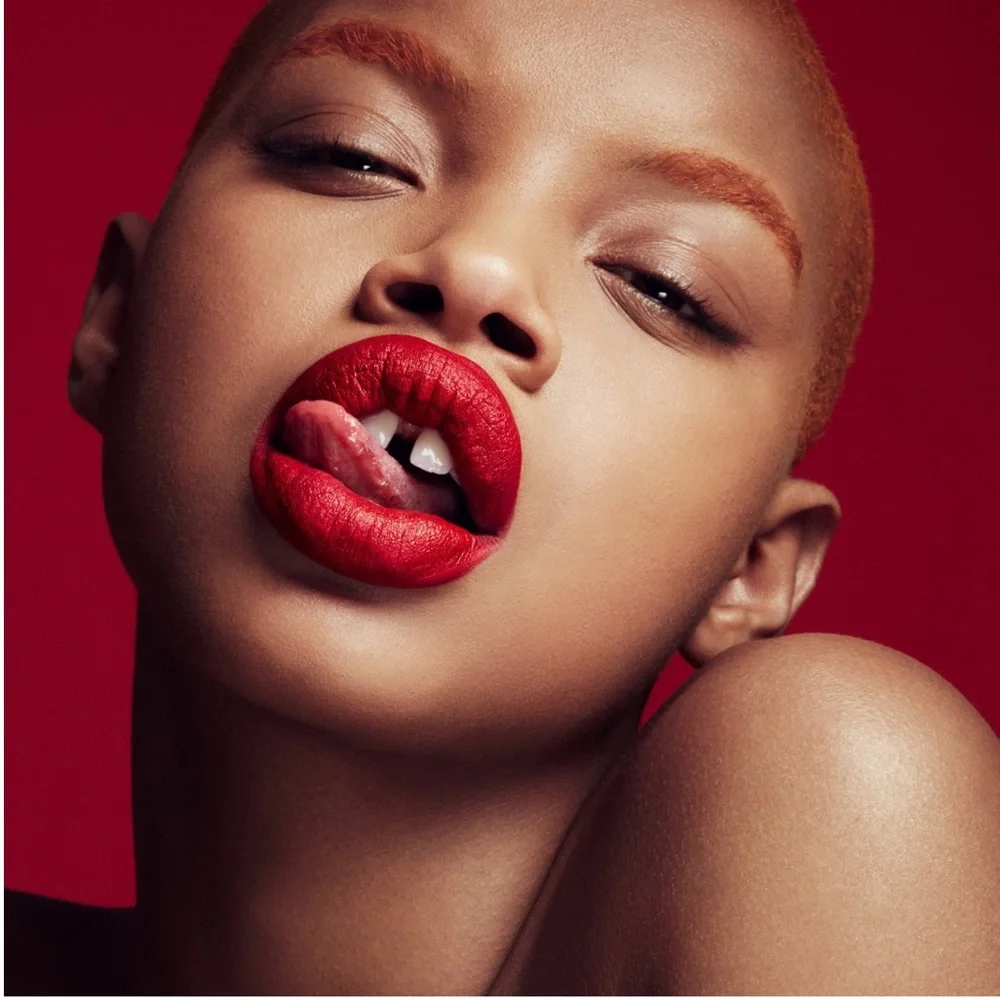 Fenty Beauty by Rihanna STUNNA LIP PAINT in Uncensored - Picture 5 of 13